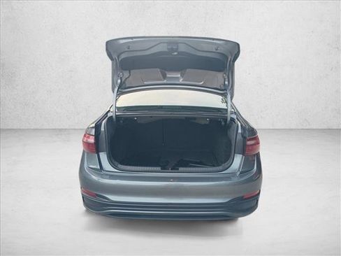 Used 2023 Volkswagen Jetta SE image 7