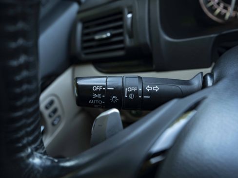 Used 2018 Honda Pilot Elite image 23