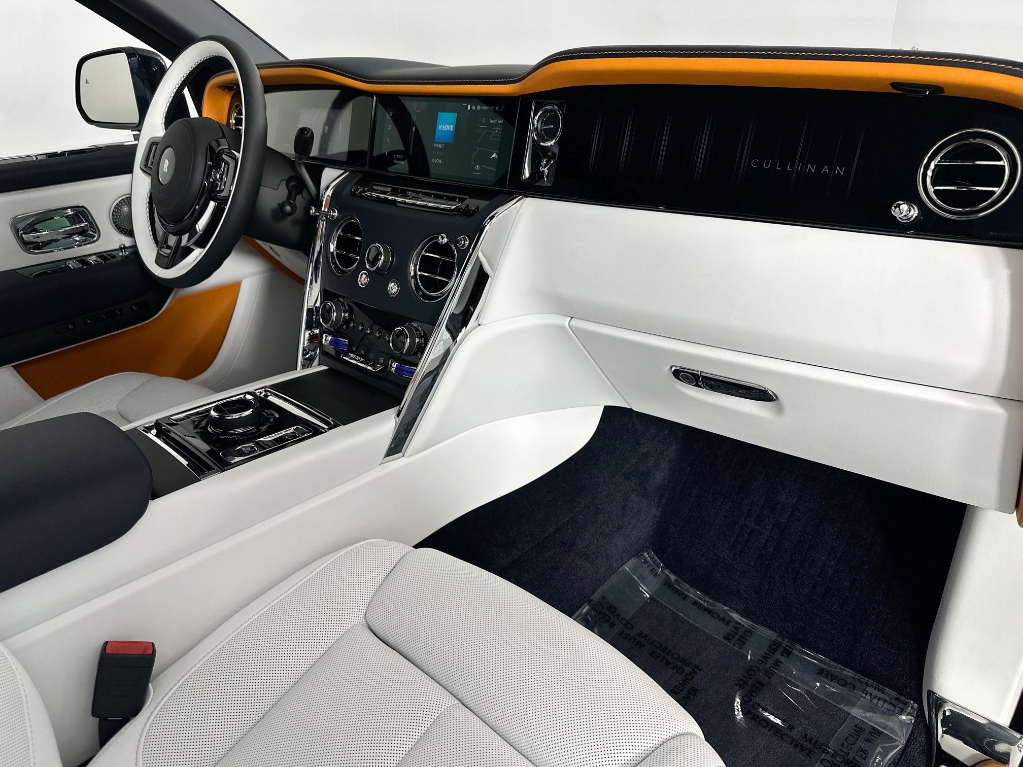 New 2027 Rolls-Royce Cullinan AWD/4WD image 28