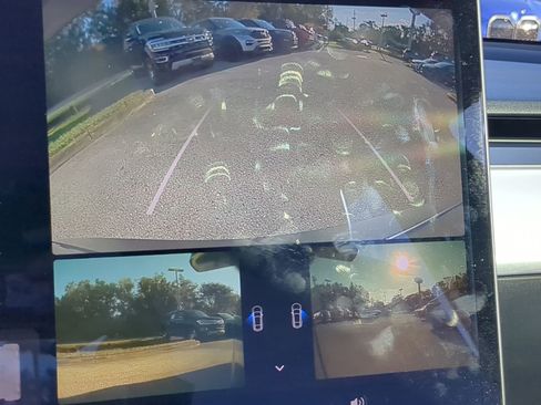 Used 2018 Tesla Model 3 Long Range image 52