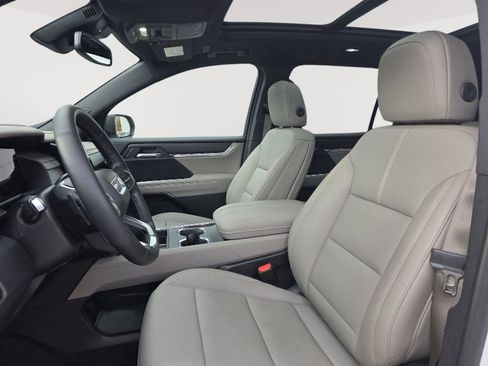 Used 2024 GMC Acadia Elevation w/ Luxury Package image 12