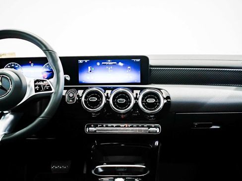Used 2026 Mercedes-Benz CLA 250 image 13