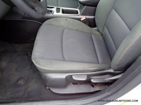 Used 2016 Chevrolet Cruze LS FWD image 7