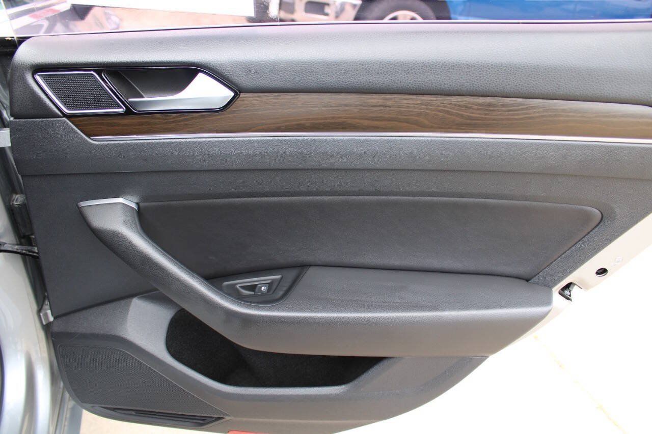 Used 2019 Volkswagen Arteon SEL FWD image 9
