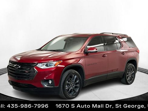 Used 2021 Chevrolet Traverse RS image 1