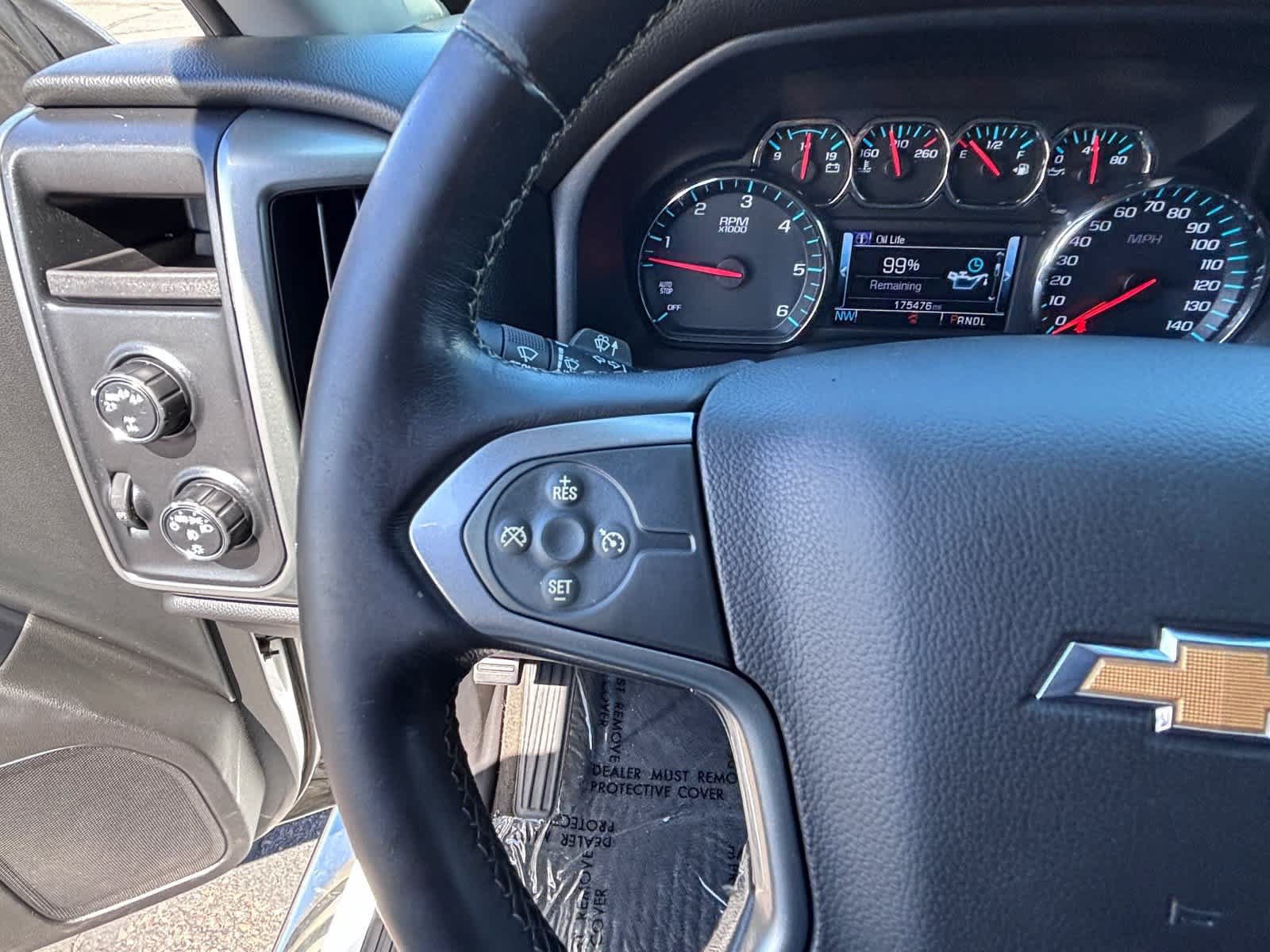 Used 2018 Chevrolet Silverado 1500 LT w/ LT Eassist Package AWD/4WD image 25
