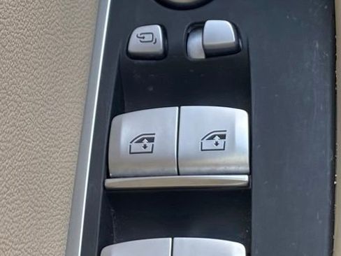 Used 2024 BMW X3 xDrive30i w/ Premium Package image 27