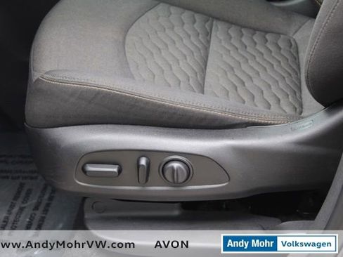 Used 2020 Chevrolet Equinox LT AWD/4WD image 20