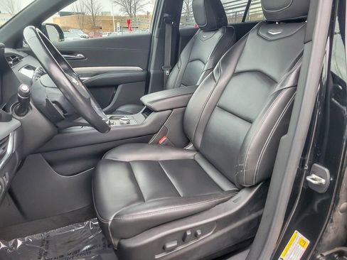 Used 2020 Cadillac XT4 Premium Luxury AWD/4WD image 8