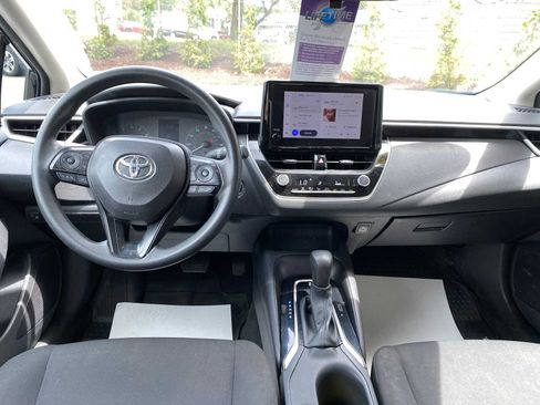 Used 2024 Toyota Corolla LE w/ LE Convenience Package FWD image 7