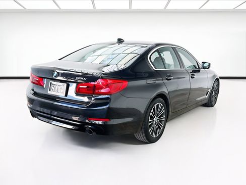 Used 2019 BMW 530i w/ Convenience Package RWD image 4