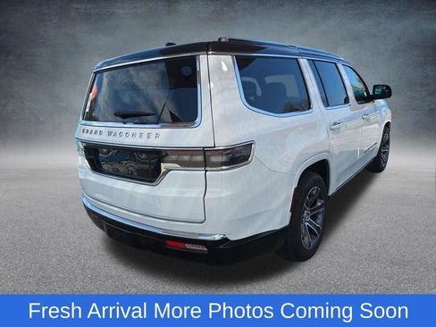 Used 2023 Jeep Grand Wagoneer 4WD image 4