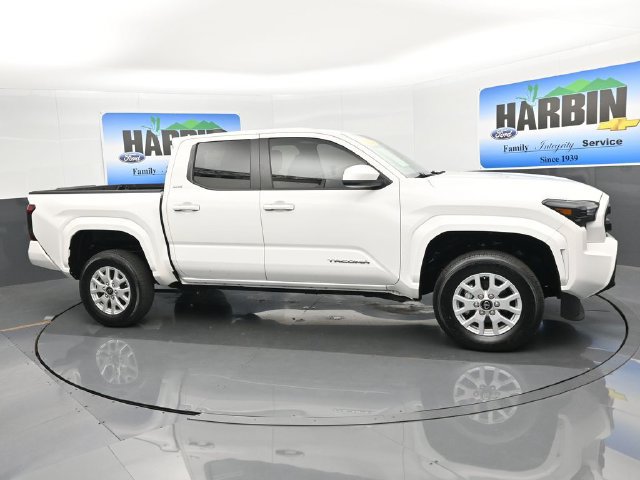 Used 2024 Toyota Tacoma SR5 RWD image 7