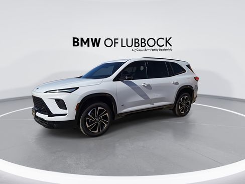 Used 2025 Buick Enclave Sport Touring image 5