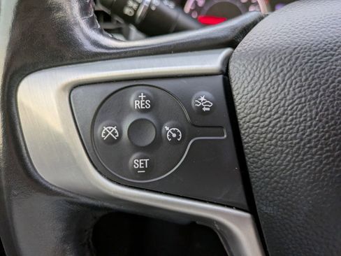 Used 2021 GMC Acadia SLT image 25