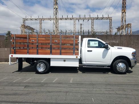 New 2026 RAM 3500 Tradesman w/ Chrome Appearance Group RWD image 2