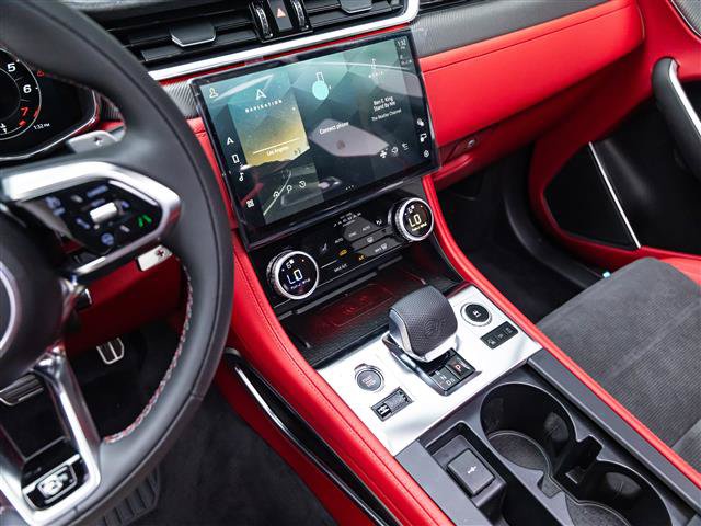 New 2026 Jaguar F-PACE SVR 575 Edition AWD/4WD image 27