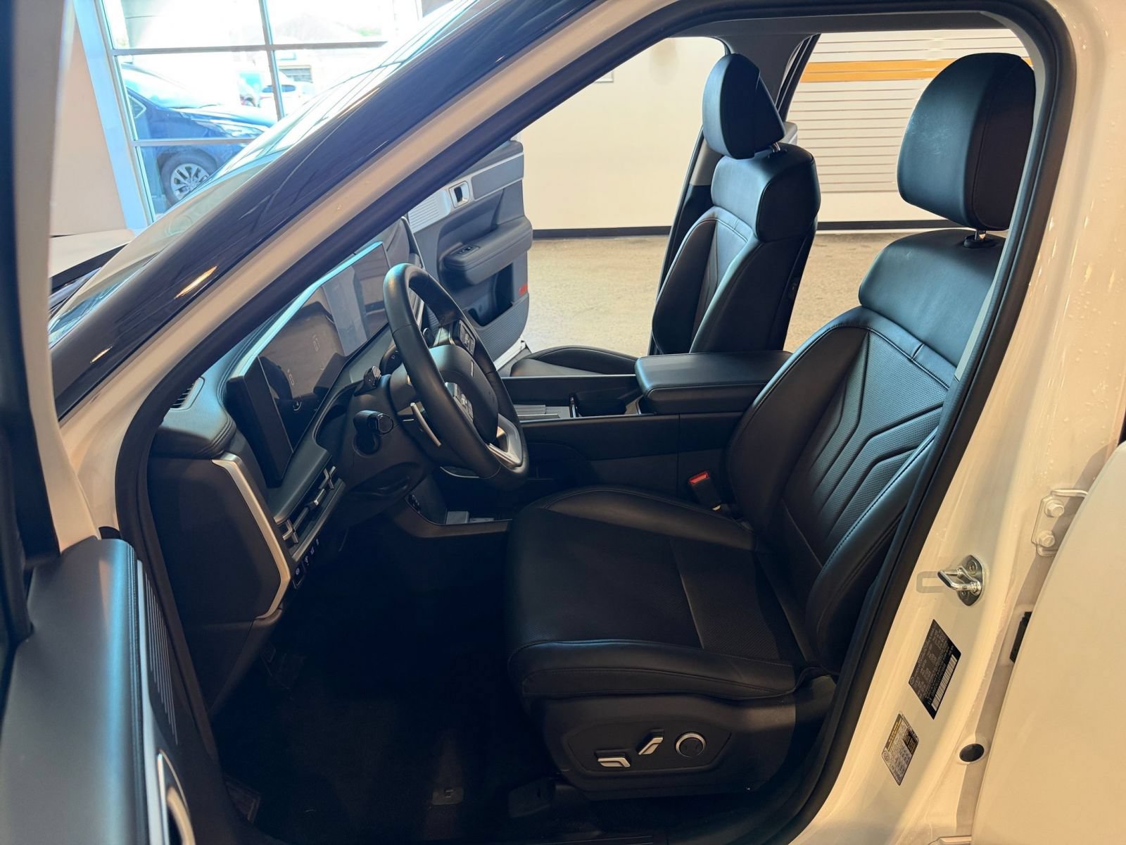 Used 2026 Hyundai Santa Fe SEL FWD image 27