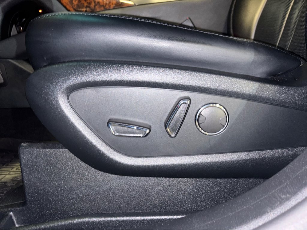 Used 2020 Lincoln Nautilus Reserve AWD/4WD image 31