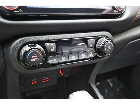 Used 2024 Nissan Kicks SR w/ SR Premium Package image 22