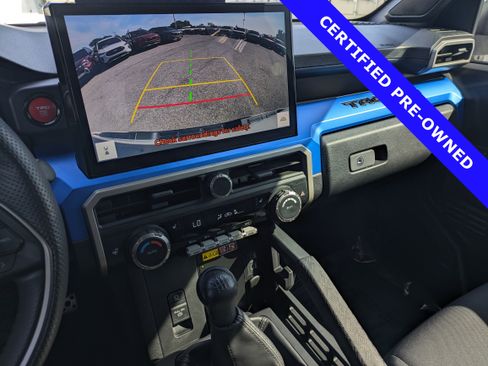 Used 2024 Toyota Tacoma TRD Sport image 30