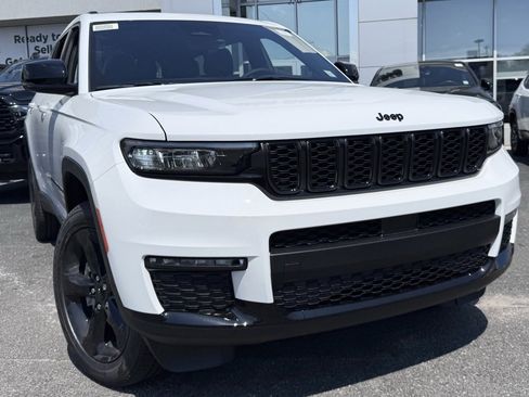 New 2025 Jeep Grand Cherokee L Limited w/ Black Appearance Package image 1