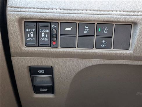 Used 2019 Honda Odyssey EX-L image 12