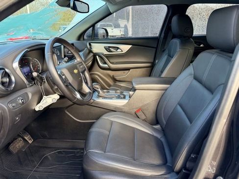 Certified 2022 Chevrolet Blazer LT w/ LPO, Black Accent Package image 7