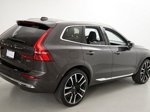 Certified 2023 Volvo XC60 B6 Ultimate AWD/4WD image 9