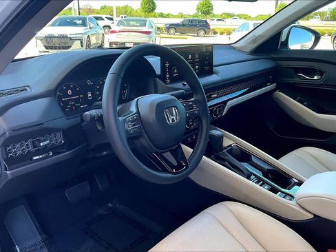 Used 2025 Honda Accord EX-L image 16