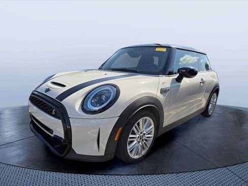 Used 2023 MINI Cooper S FWD image 3