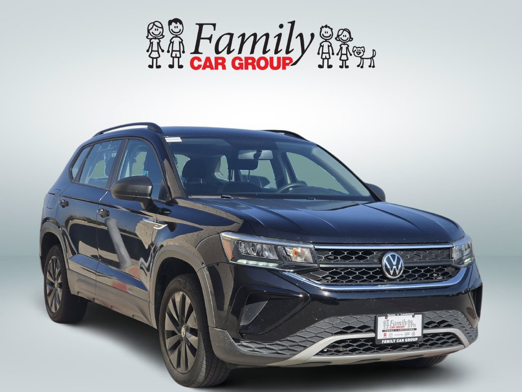 Used 2022 Volkswagen Taos S FWD image 2