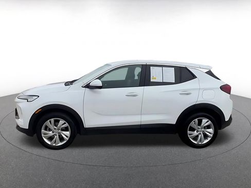 Used 2025 Buick Encore GX Preferred FWD image 8