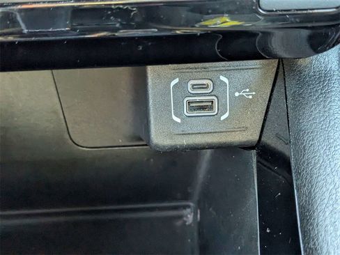 Used 2025 Jeep Compass Trailhawk w/ Trailhawk Elite Group image 25