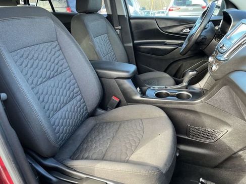 Used 2018 Chevrolet Equinox LT image 26
