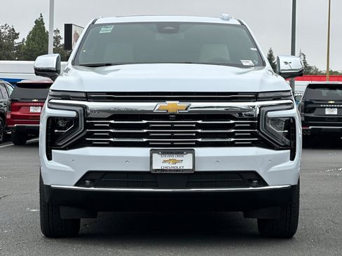 New 2026 Chevrolet Suburban Premier w/ Sun And Tow Package image 9