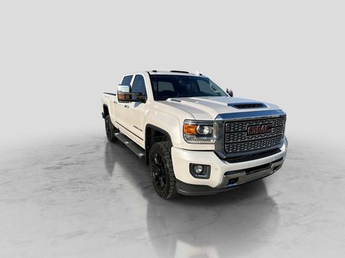 Used 2019 GMC Sierra 2500 Denali AWD/4WD image 8