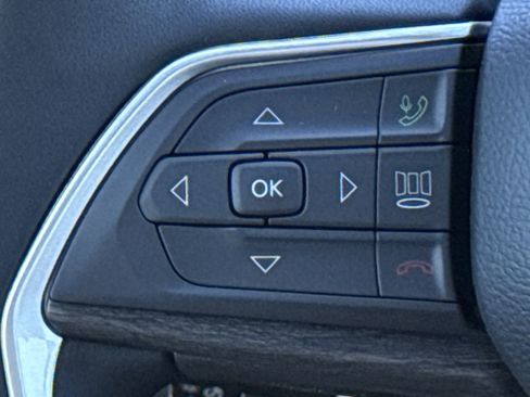 New 2026 Jeep Grand Cherokee L Limited AWD/4WD image 19