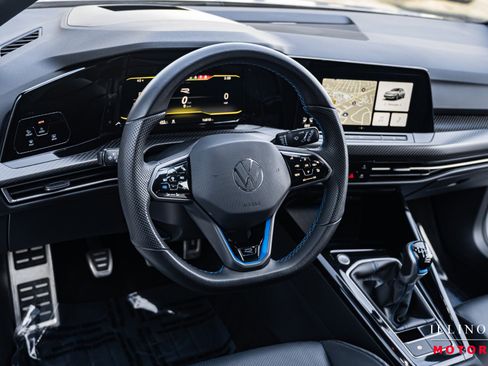 Used 2024 Volkswagen Golf R 4-Door image 20