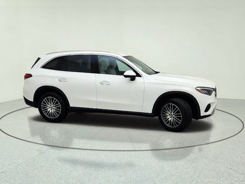 Used 2025 Mercedes-Benz GLC 300 image 6