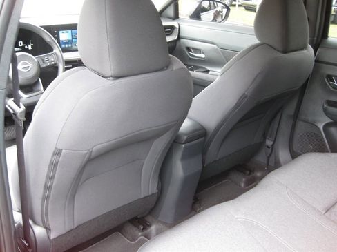 Used 2026 Nissan Kicks SR image 24