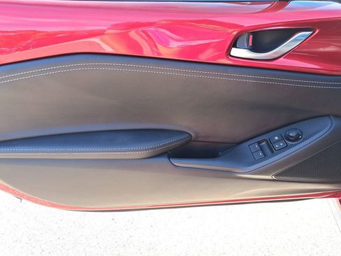 Used 2023 MAZDA MX-5 Miata Grand Touring w/ Weather Package image 7