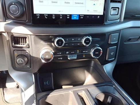 Used 2024 Ford F150 XLT w/ Mobile Office Package image 12