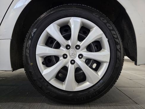 Used 2024 Toyota Corolla LE FWD image 23