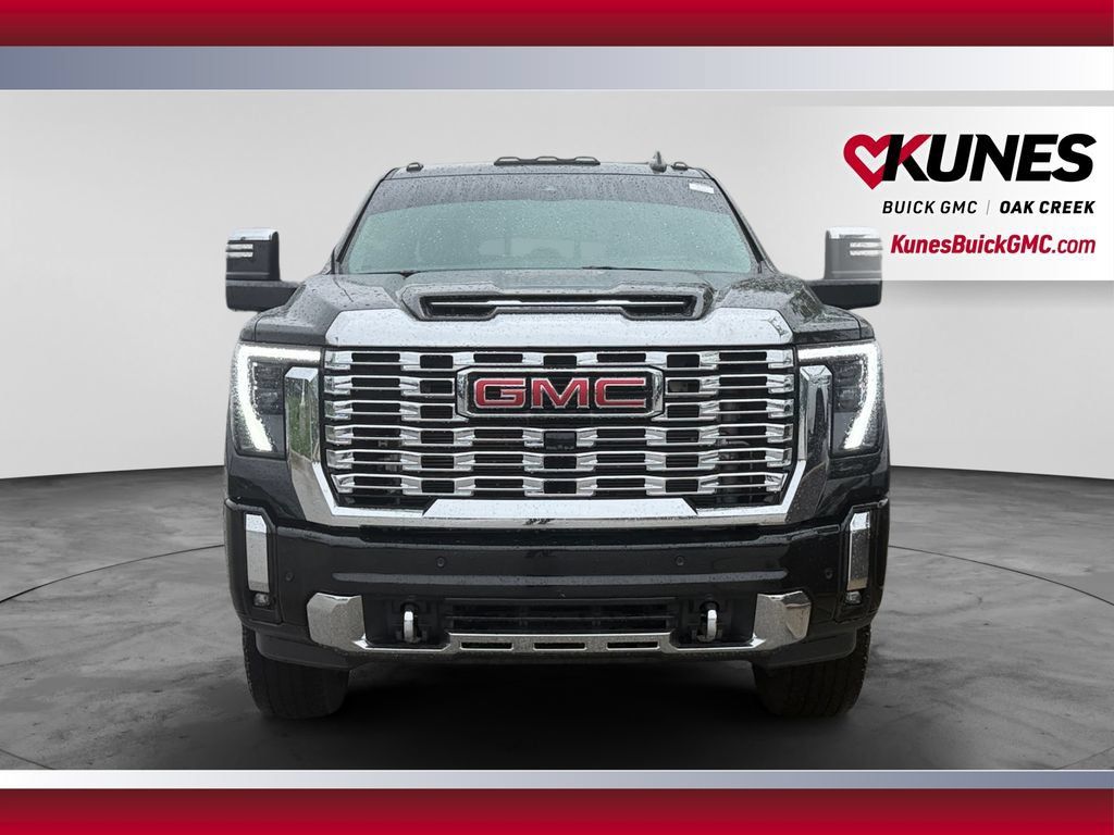 Used 2025 GMC Sierra 2500 Denali w/ Denali Reserve Package AWD/4WD image 3