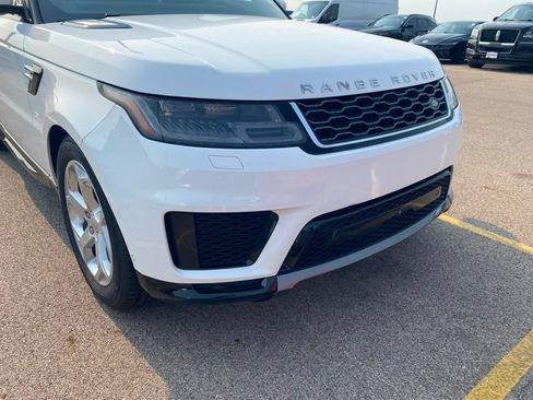 Used 2018 Land Rover Range Rover Sport HSE AWD/4WD image 4