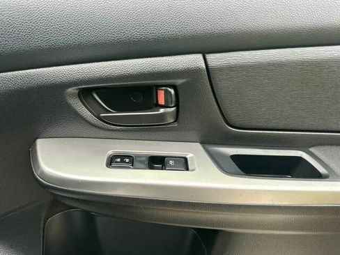 Used 2017 Subaru Crosstrek 2.0i image 20