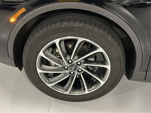 Used 2024 Lincoln Corsair AWD w/ Equipment Group 101A image 8
