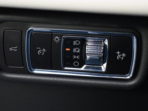 New 2026 Lincoln Aviator AWD image 25