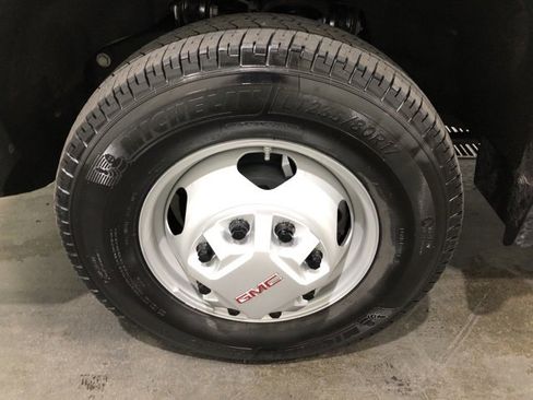 Used 2025 GMC Sierra 3500 Pro image 24